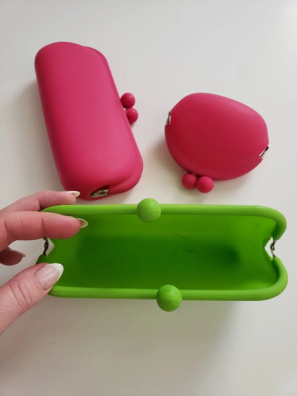 p+g design Japan 3pc Silicone Kiss Lock Pouch Bundle Purse Organizer Set